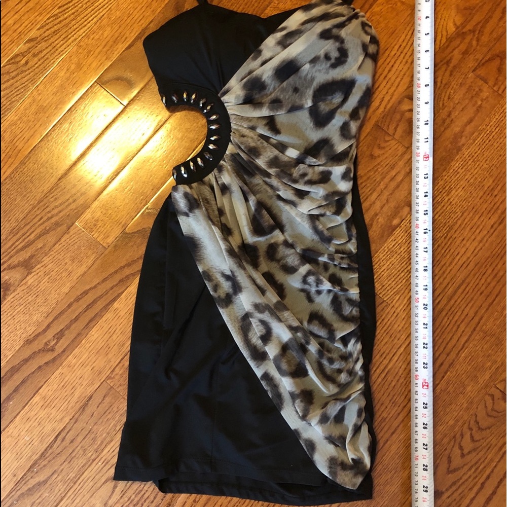 Black gorgeous dress with adjustable straps